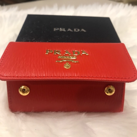 Brand new PRADA Key Holder with 6 rings - Picture 1 of 4